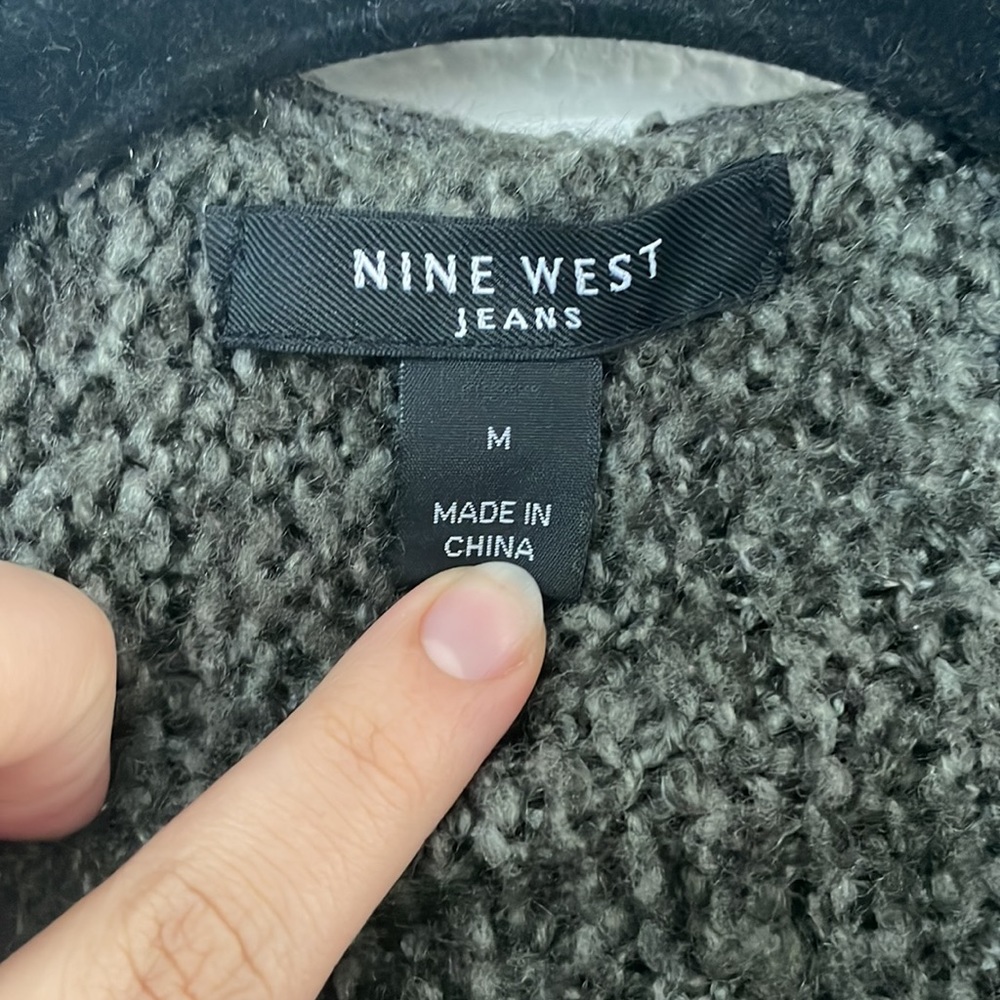 Nine West Sweater - Picture 4 of 4